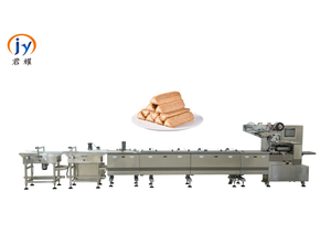 Automatic feeding Chocolate sandwich wafer biscuits pillow packing machine