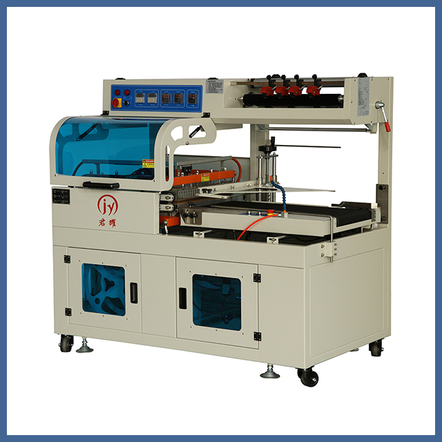 Full automatic L-type heat shrinkable sealing and cutting machine